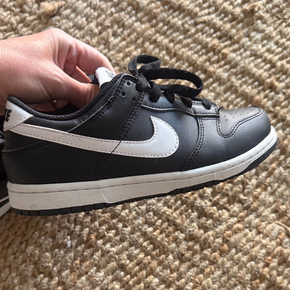 Nike Dunk Low Retro Black Panda 2.0 black leather with white accents - Picture 5 of 6